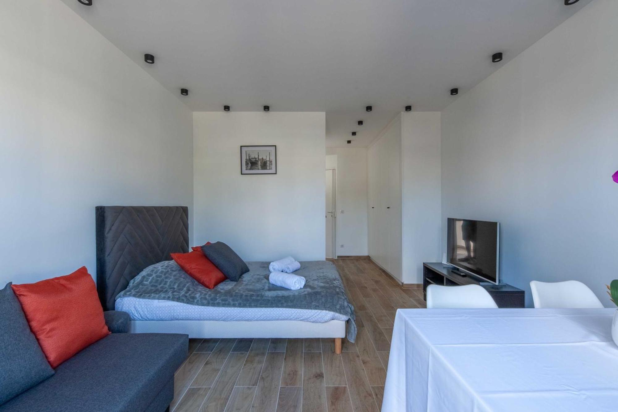 Studio Sleeps 4 With Terrace, 500M Place Morny 도빌 외부 사진