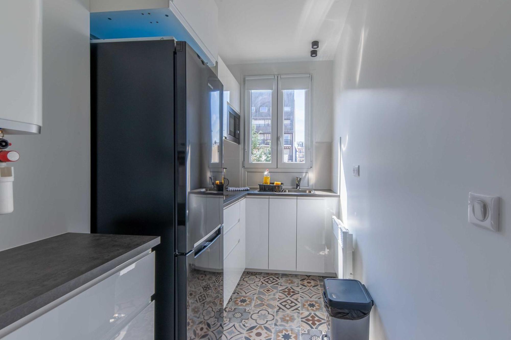 Studio Sleeps 4 With Terrace, 500M Place Morny 도빌 외부 사진